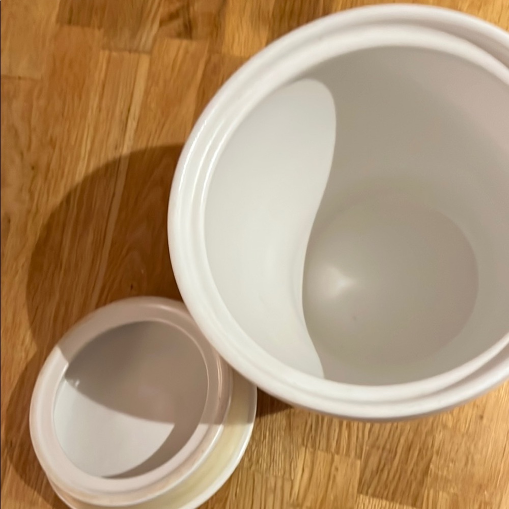 Ceramic Jar - Picture 6 of 6